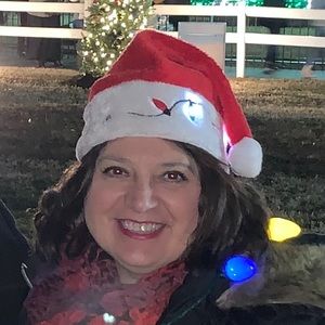 Meet your Posher, Elena